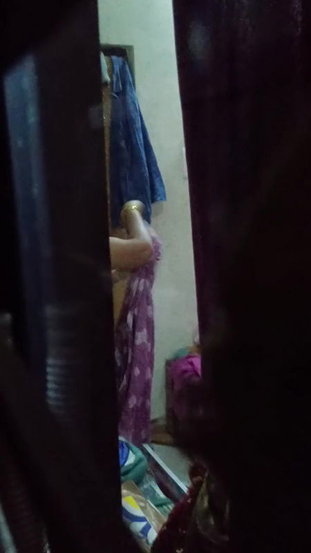 BigAss Lady Changing 2 Clips 22