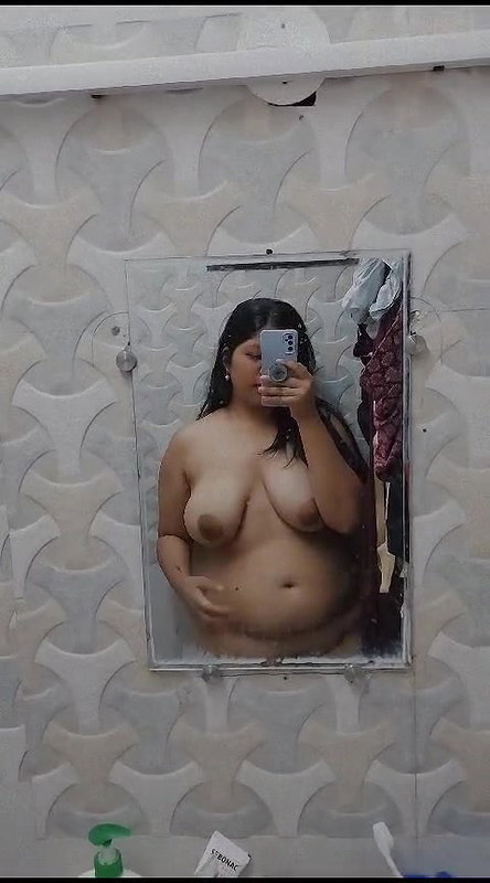 Beautiful Sexy Chubby Showing Video Selfie 22