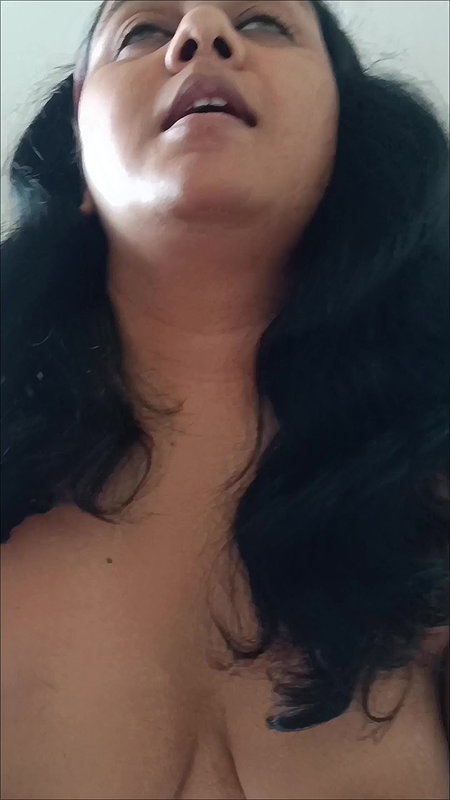 INDIAN BHABHI SNEHA RIDING COCK MOANING 22