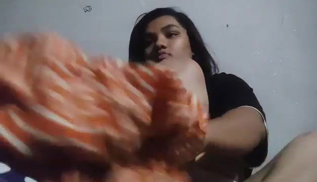 Hot bengali girl pussy fingering and boobs play 22