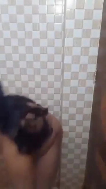 Beautiful Chubby Hot Mallu Bhabhi Nude Bathing 2 Videos 22