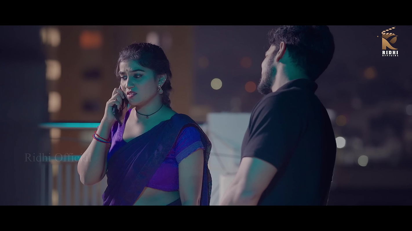 Telugu Hotty Ridhi Busty Navel HalfSaree Tempting Show 4K Scenes – Yoyo Rooms 22