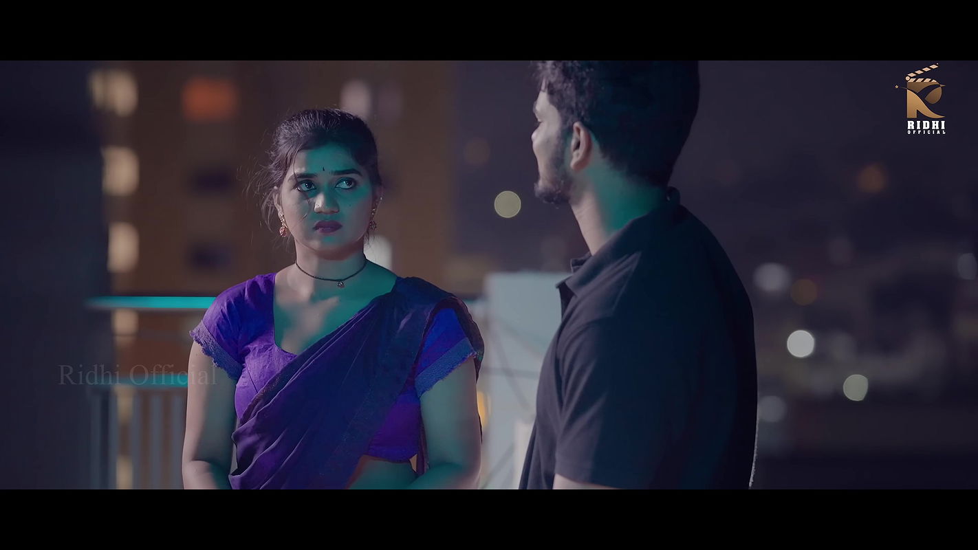 Telugu Hotty Ridhi Busty Navel HalfSaree Tempting Show 4K Scenes – Yoyo Rooms 22