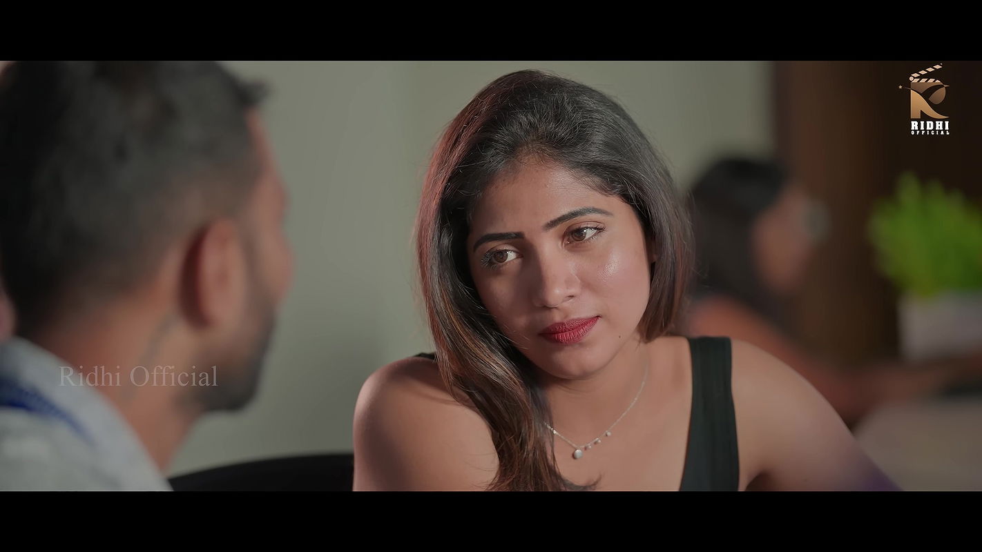 Sahar Krishnan Sexy Navel Pits Seductive Kissing Romance Moody 4K Scenes – Yoyo Rooms 22