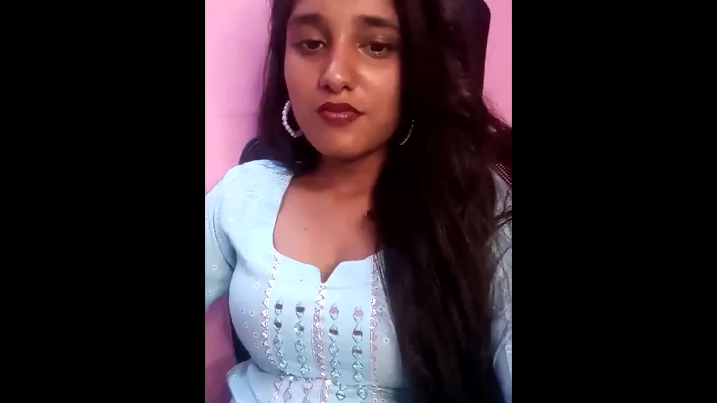 Beautiful Telugu girl Tango show 920MB 22