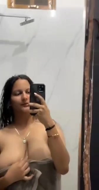 Selfie Video Gf Showing 22