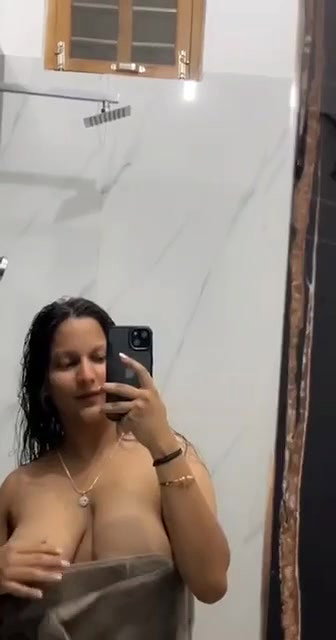 Selfie Video Gf Showing 22