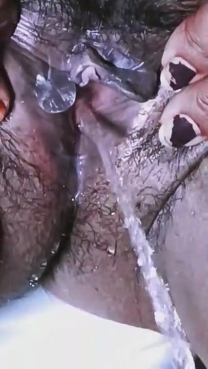 Sexy Bhabhi Pissing With Clear Hindi Talking