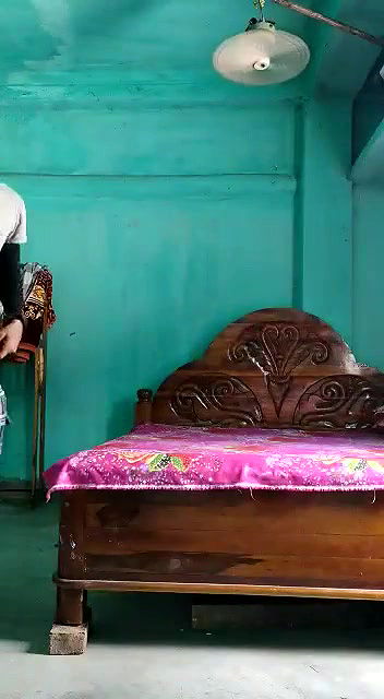 Paid mature randi fucking for money,first take money and then fucked