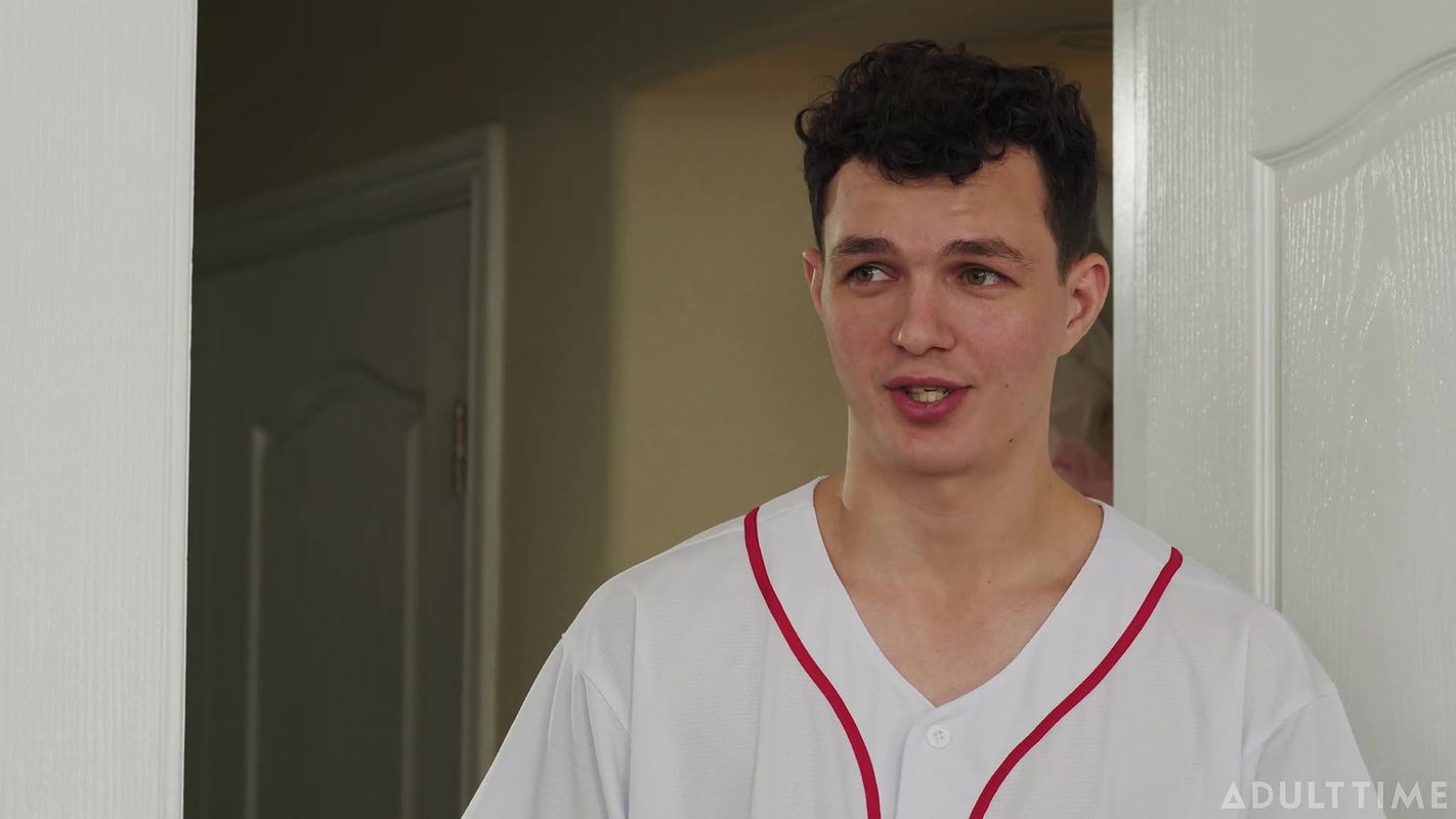 Mommy’s Boy with Syren De Mer & Christy Love in Competing For His Creampie