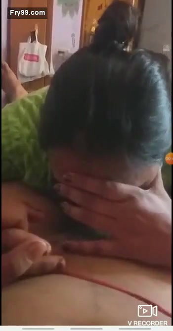 Village Bhabhi blowing