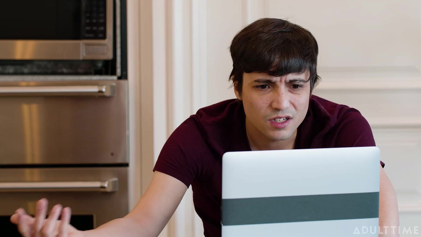 Mommy’s Boy with Penny Barber in The Lover Of His Stepmom’s Dreams