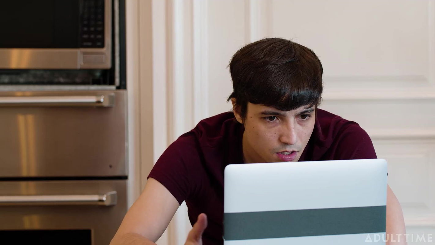 Mommy’s Boy with Penny Barber in The Lover Of His Stepmom’s Dreams