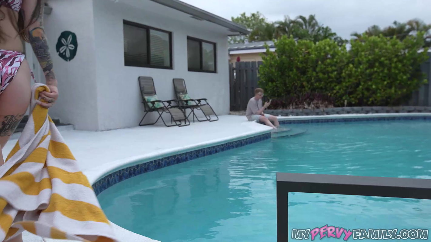 My Pervy Family with Cubbi Thompson in My Horny Stepmom’s Solution