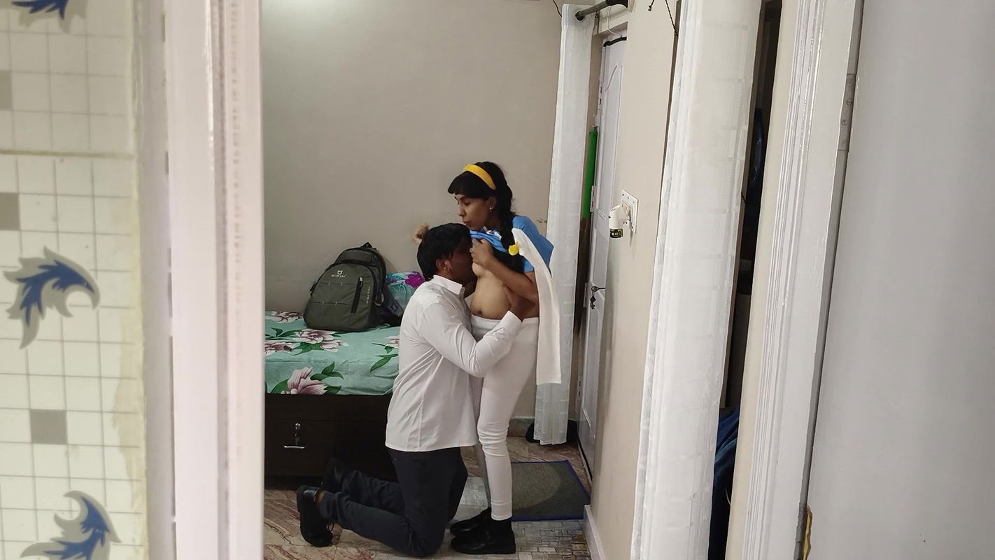 Indian School Girl First time Anal Sex