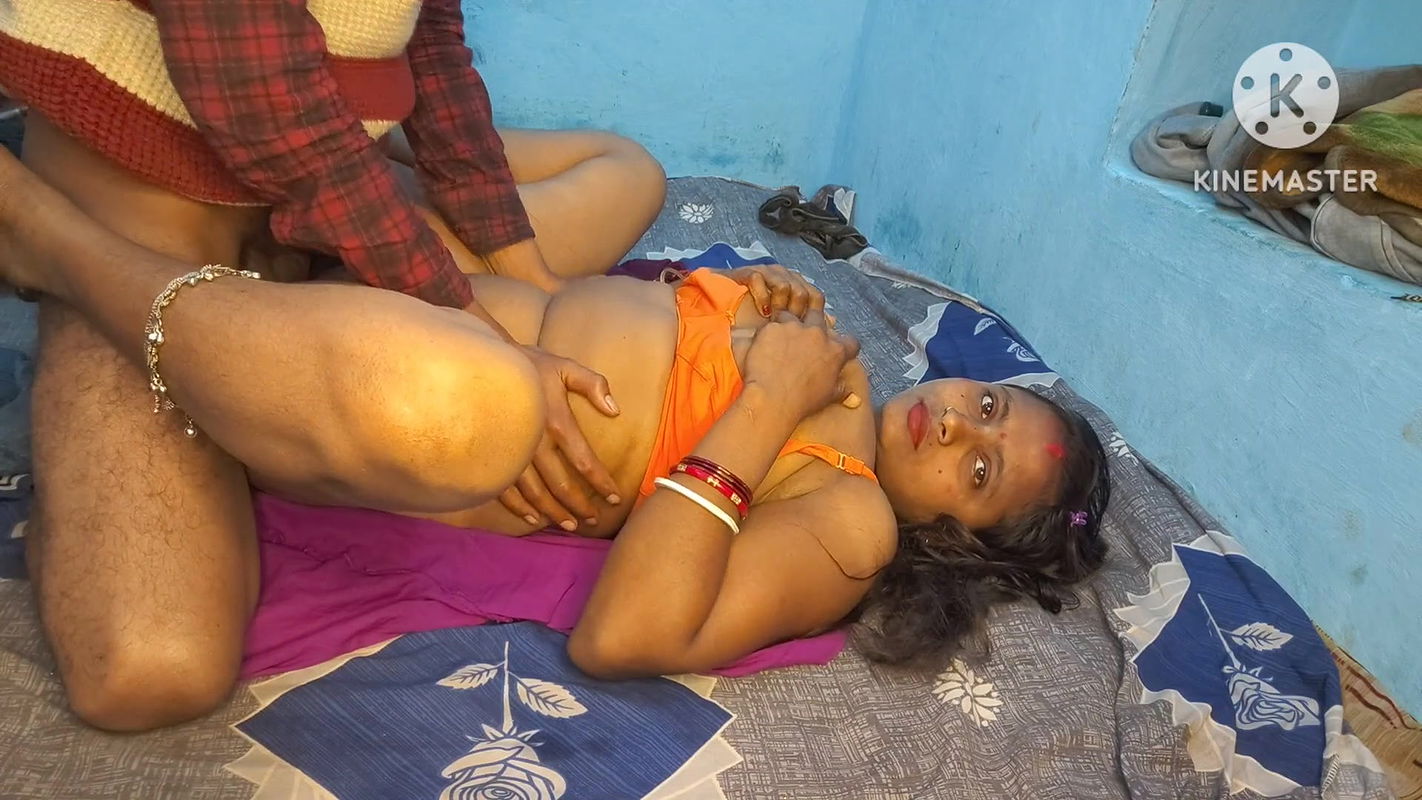 Indian Village Bhabhi Tight pussy Badroom xxx videos, Desi Village hot sex part 2