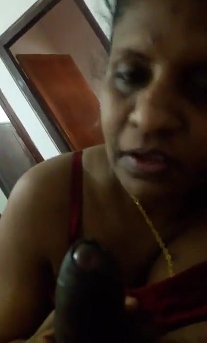 Lankan Wife Blowjob Till Hubby Cum