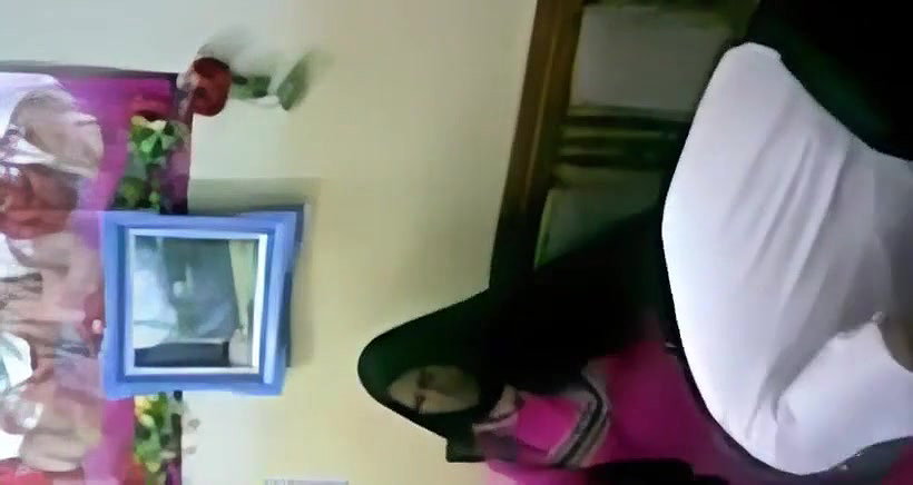 Desi aunty fucking quick