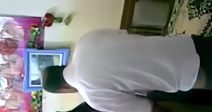 Desi aunty fucking quick