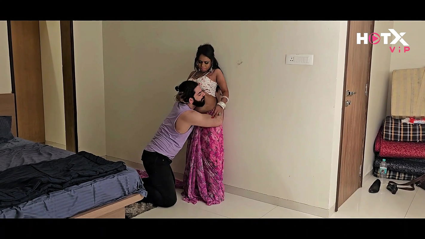 Huge Boobs MILF Indian Bhabhi Ass Fucked by Devar