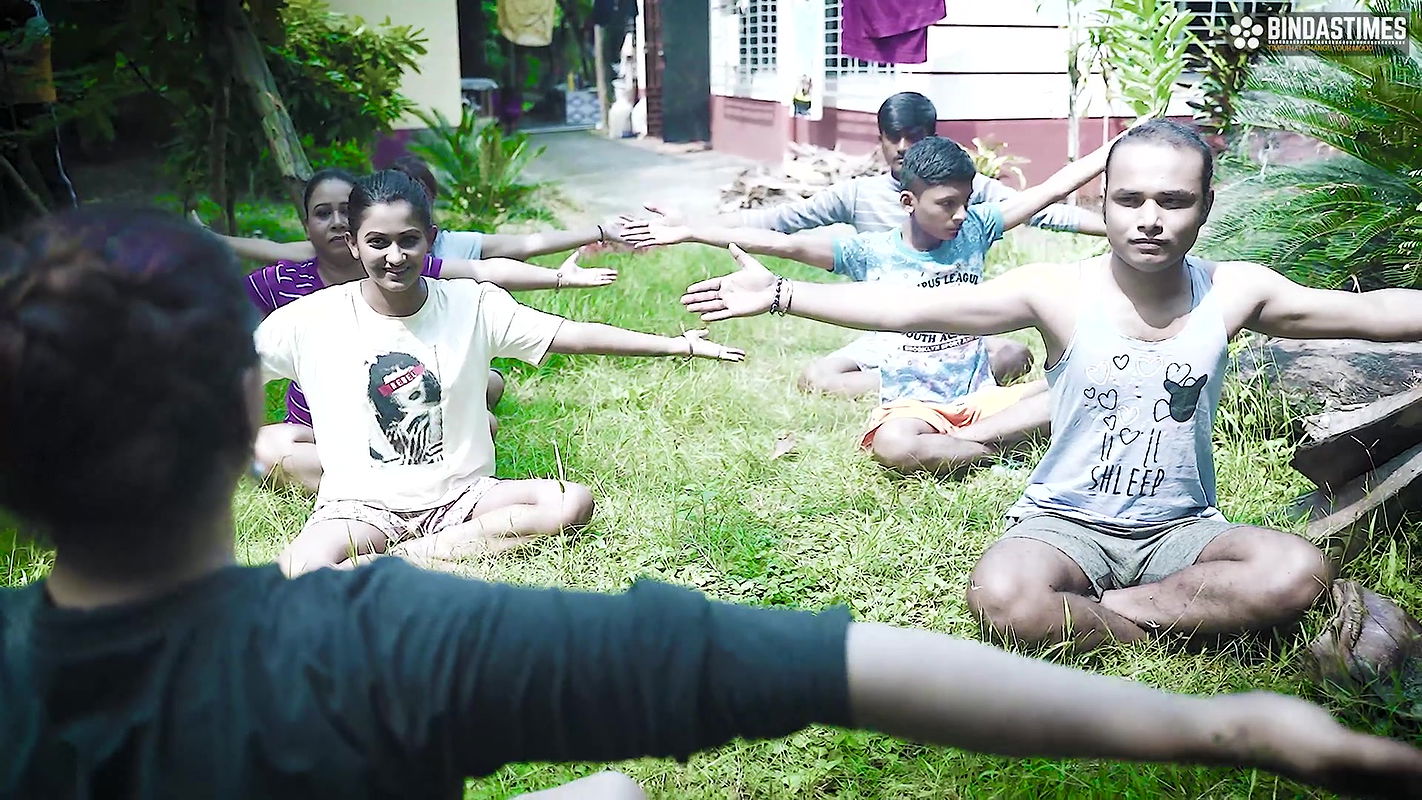 Indian Big Boobs Yoga Teacher Offers One of Her Student to Fuck Her Full Movie