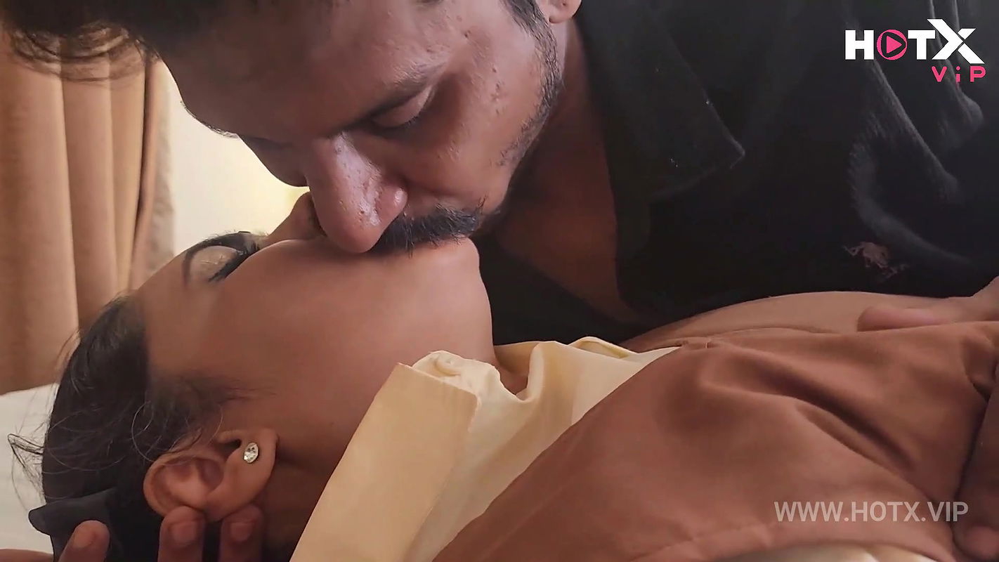 Biology Teacher Seduced by Indian College Girl and Fucked Her in Hindi Audio