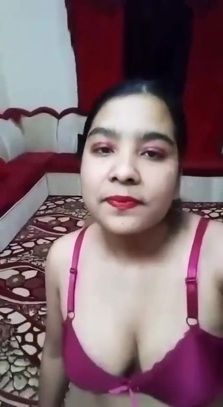 Desi Big Boobs Bhabhi Makeing Video For Her Boyfriend leaked