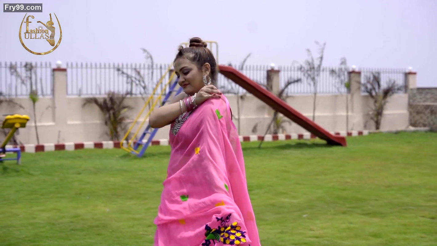 Dolon Flaunting Her Sexy Body in Pink Net Saree