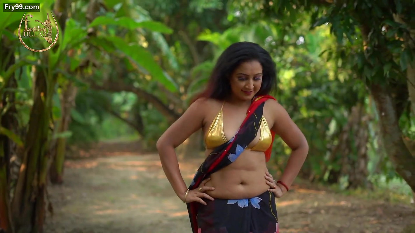 Mili Flaunting in Gorggate Saree and Bikini Blouse