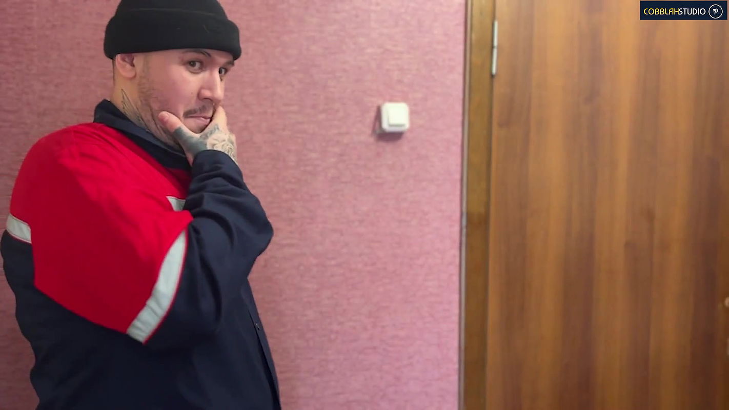 Sexy stepmom enjoys her stepson’s cock while her husband is away from the home