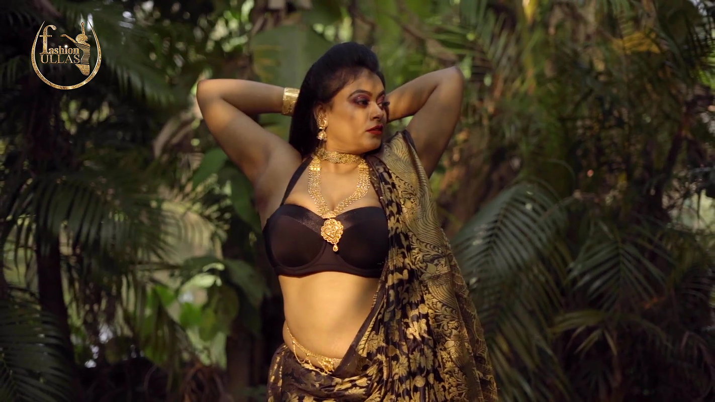 NILA KANJIVARAM SAREE WITH BRIDAL LOOK FASHION ULLAS