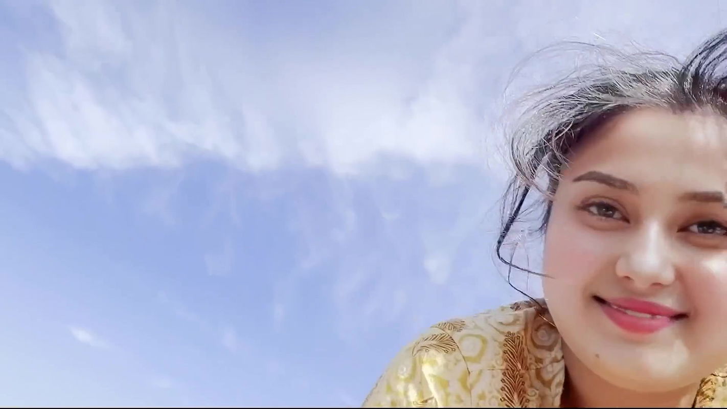 Hot Beautiful Village Teen Girl Riding on BFΓÇÖs Big Dick Fucking Hard