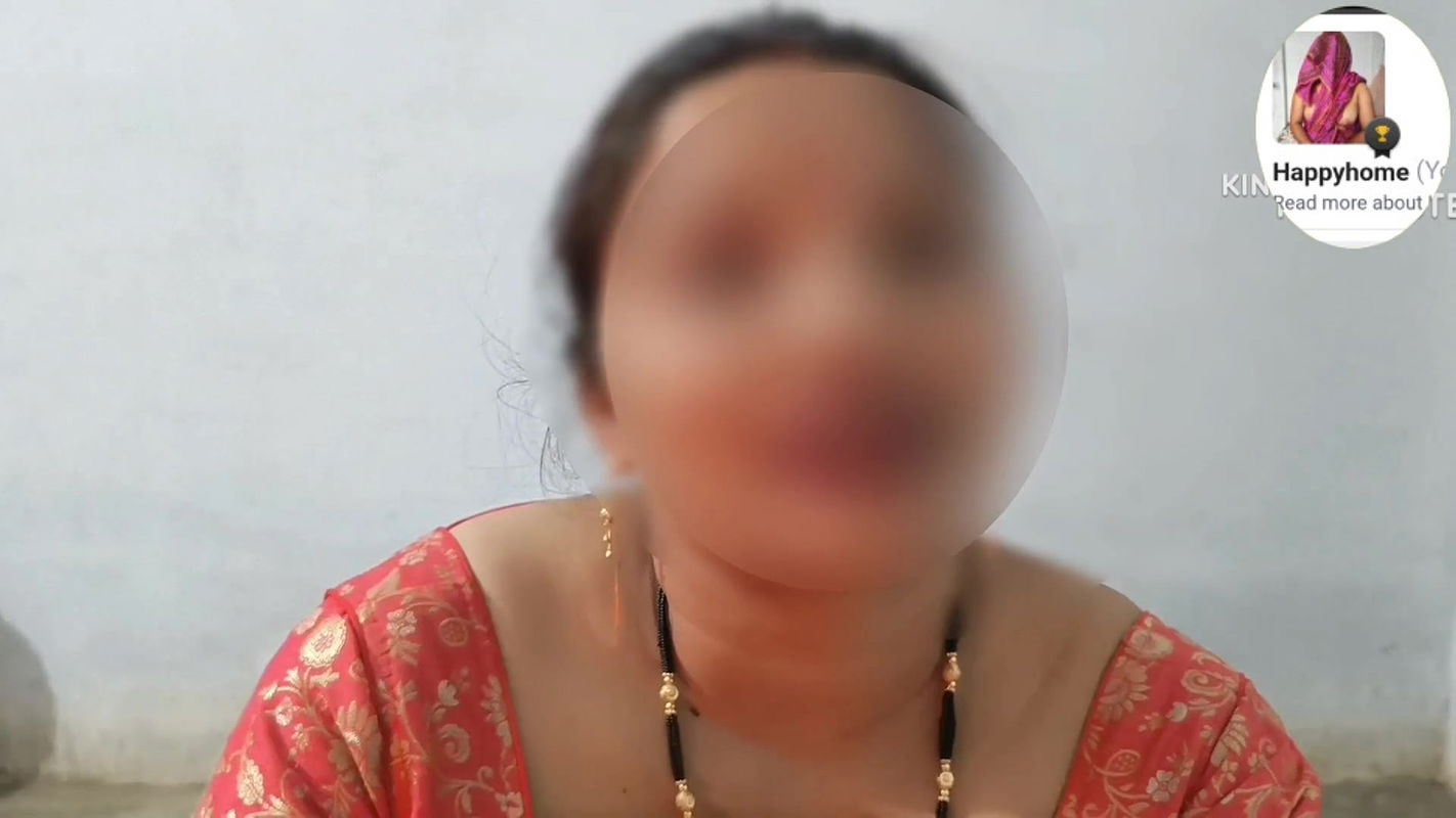 Beautiful Hot Married Indian Step Sister with Milky Boobs Gave Handjob to Her Unmarried Stepbrother