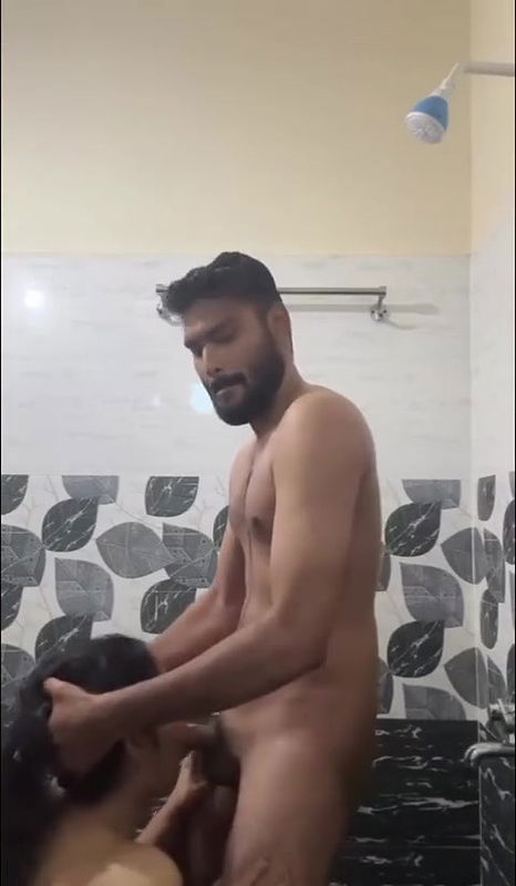 Part 1. Desi Girl Romance with Her Boyfriend in Bathroom