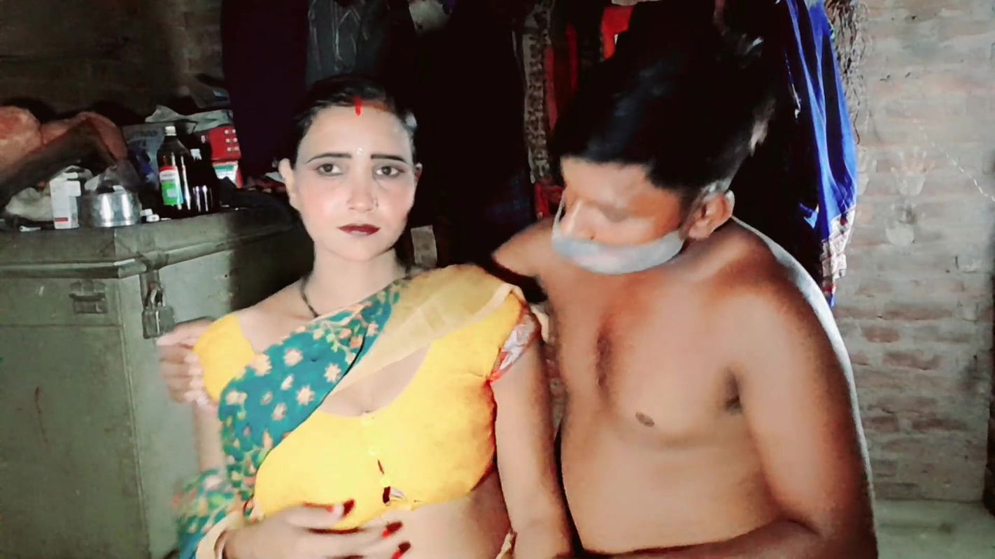 Desi Hot Sex with Bhabhi Full Hindi Audio