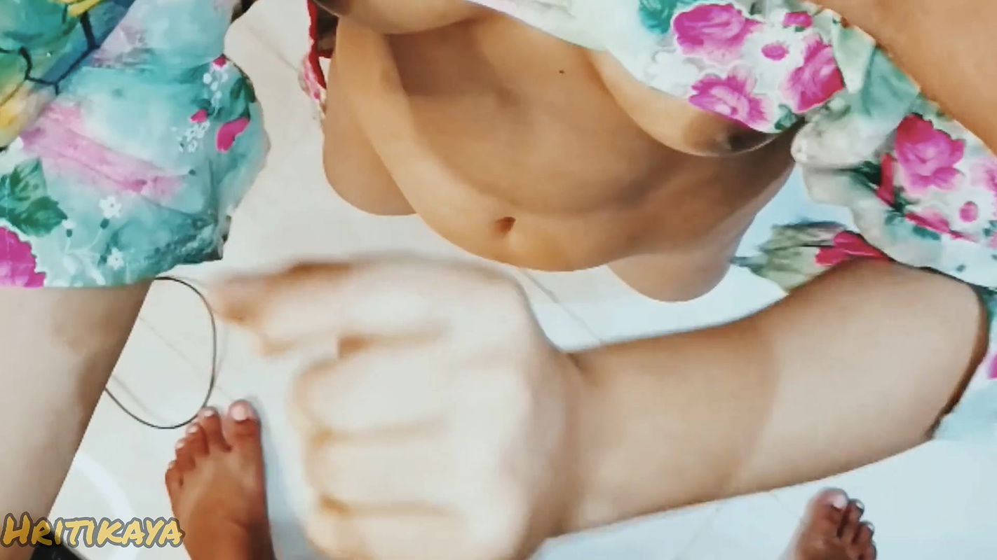 Closeup – Desi Bhabhi Condom Blowjob! Cum in Condom with Red Lipstic