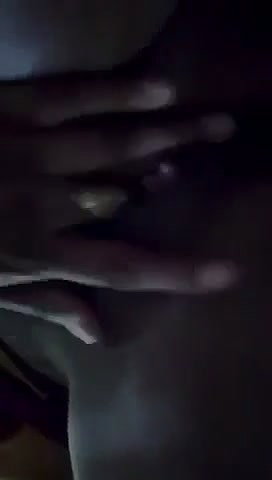 Village Bhabi Showing Boobs and Pussy