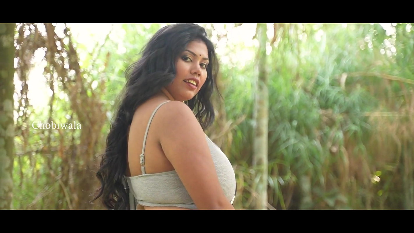 Barsha – Saree Nandini nayek Naari Fashion Video – Bong Beauty – 2022