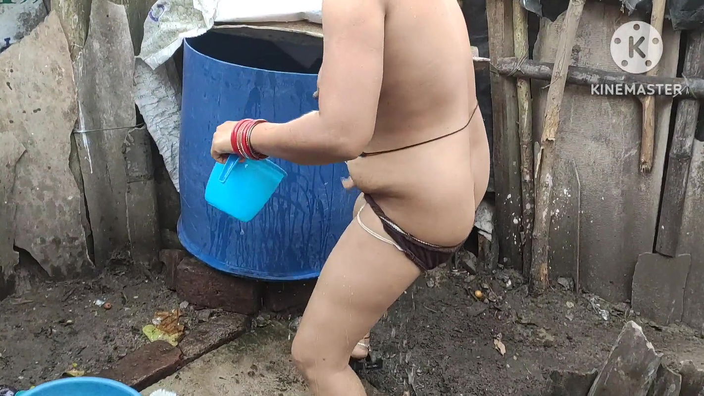 Hot and nude topless boobs