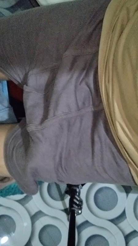 Huge Cumshot From Wifey Hand Part 1