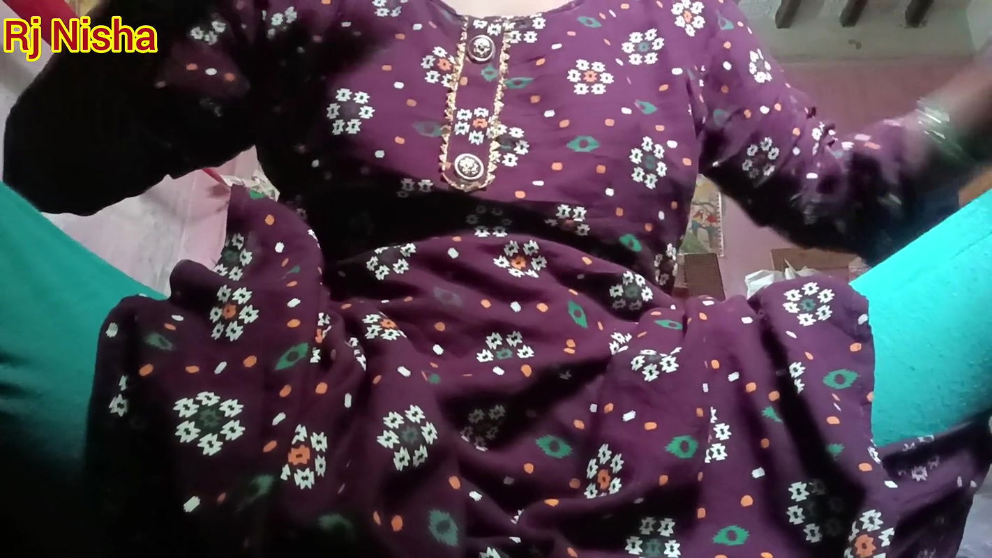 Indian Housewife Gets Big Boobs Very Hot Hot Housewife and Big Hole