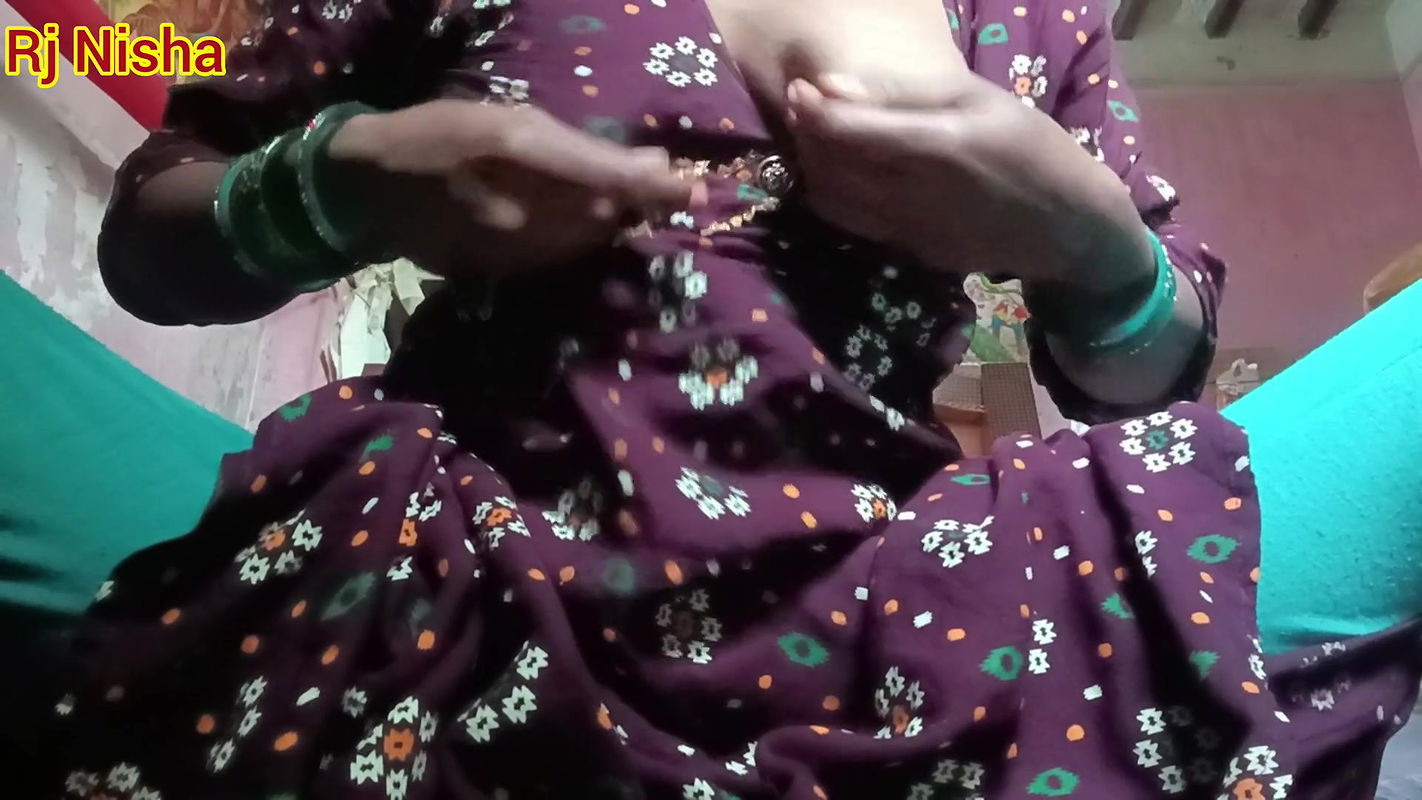 Indian Housewife Gets Big Boobs Very Hot Hot Housewife and Big Hole