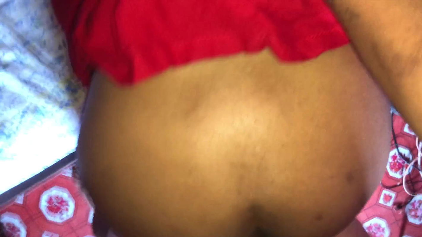 Nepali Beauty in Saree Gets Hardcore Sex and Creampie