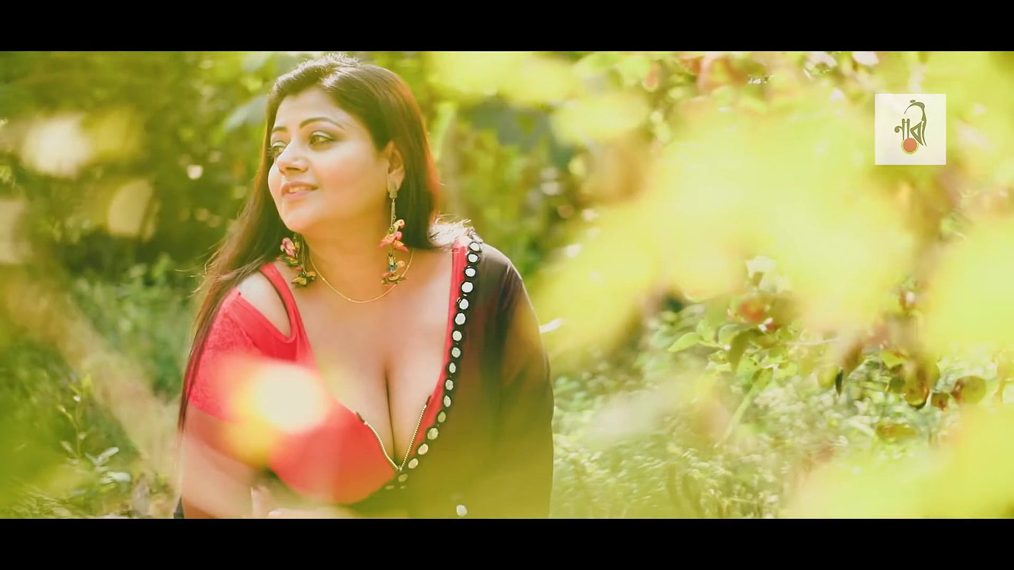 Expression Video   NAARI Feat. Arpita   Black Saree   Full HD   2020.mkv