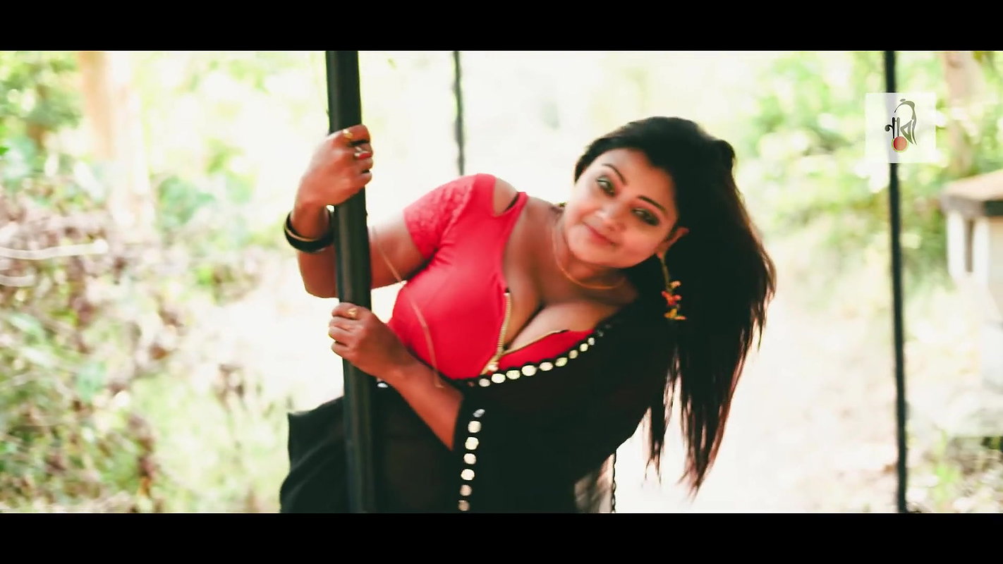 Expression Video   NAARI Feat. Arpita   Black Saree   Full HD   2020.mkv