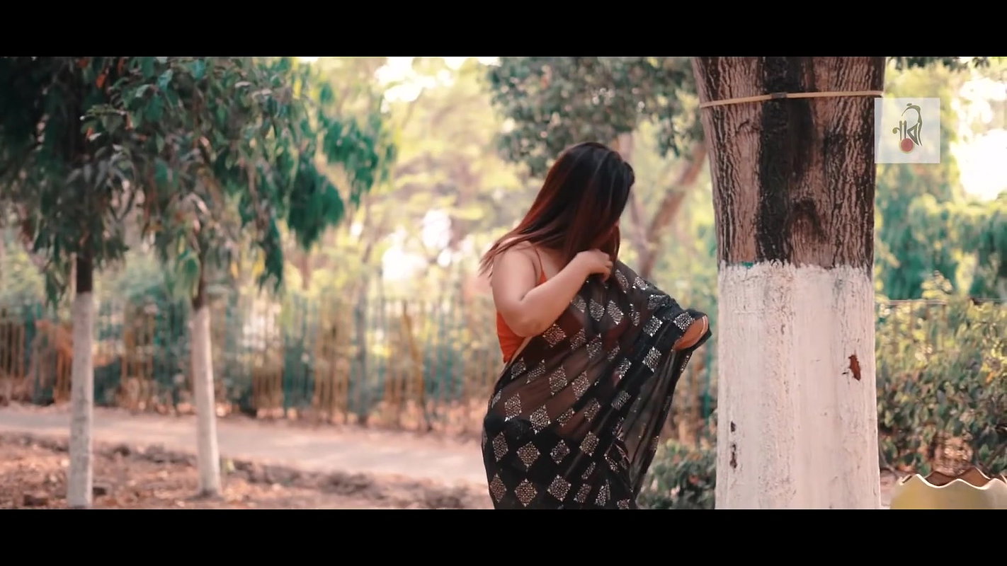 Expression Video   NAARI Feat. Nandita   Black Print Saree   Full HD   2021.mkv
