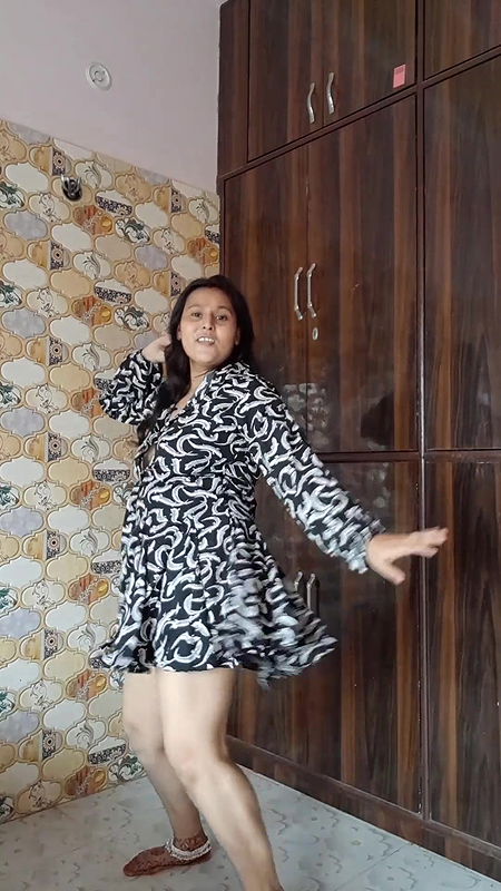 Puja Bhabhi Honry Dance