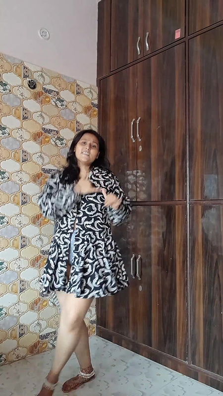 Puja Bhabhi Honry Dance