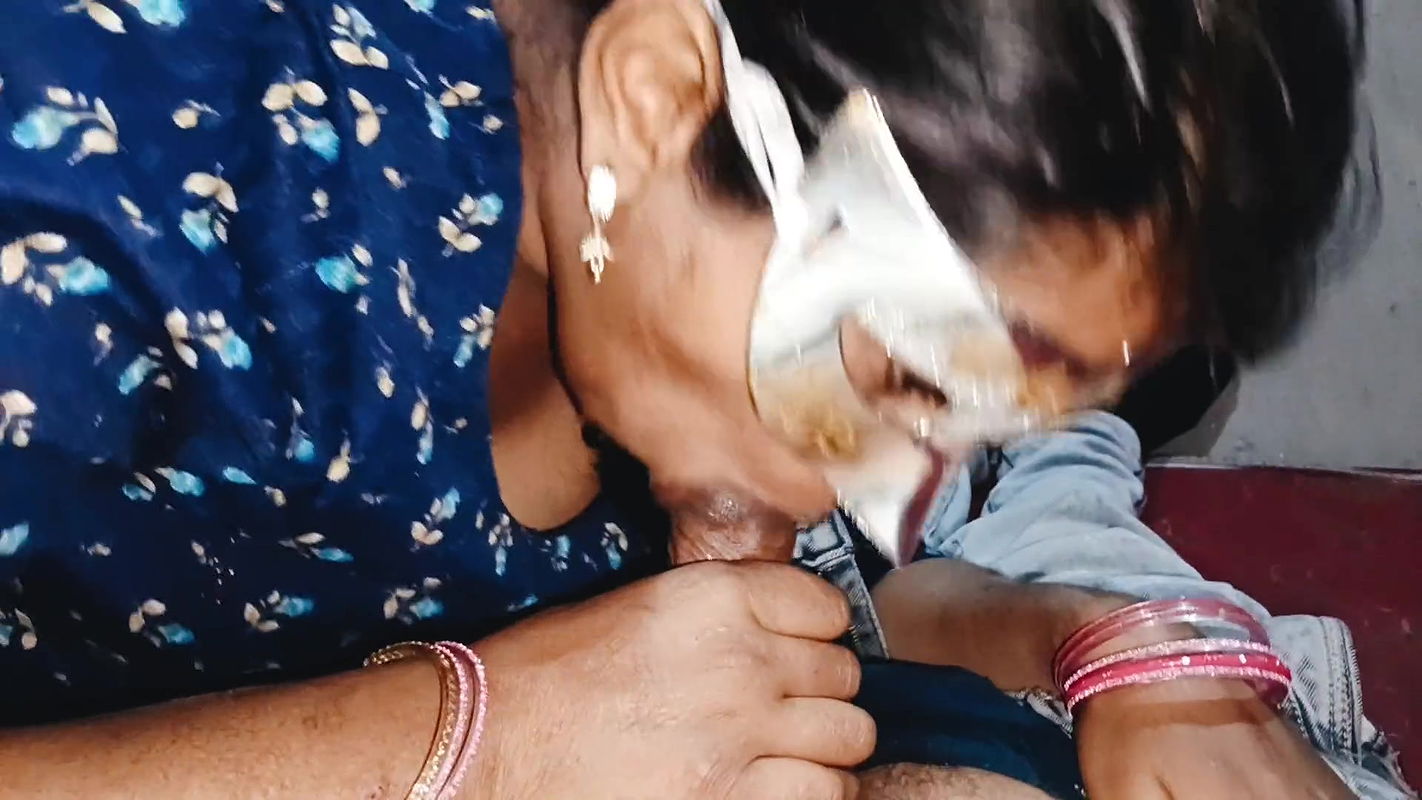 Real Homemade Cum in Mouth Blowjob with Face Fuck Indian Bhabhi Best Blowjob Home Made Video