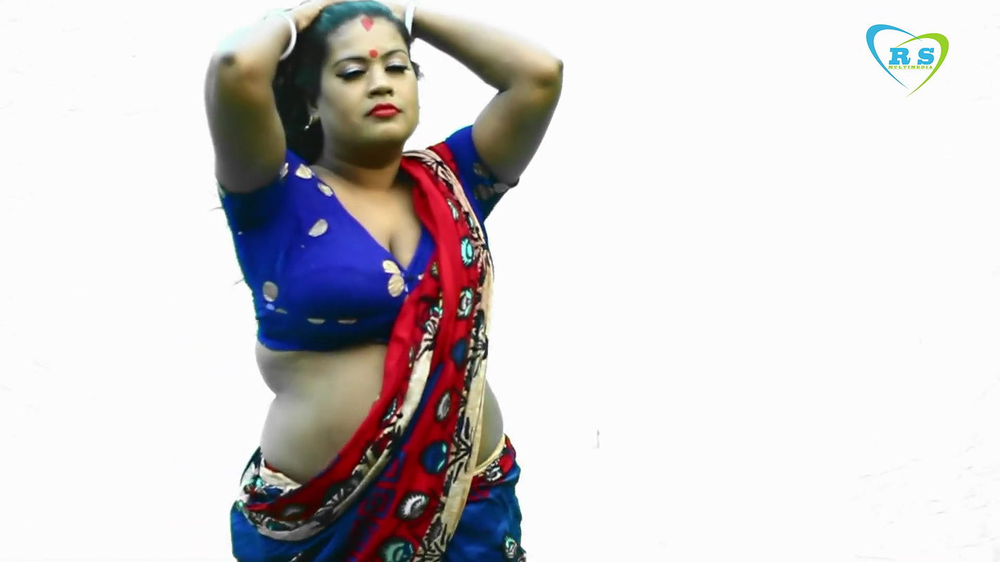 fashion show NAARI FeatBanna blue